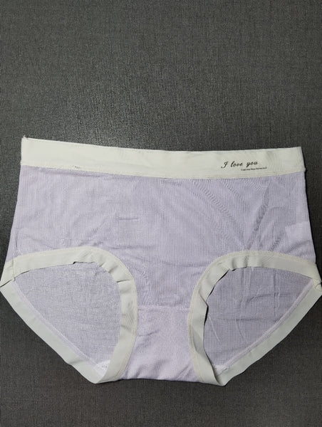 Ultra-Soft Seamless Korean Mid-Rise Briefs – Breathable Mesh Panty